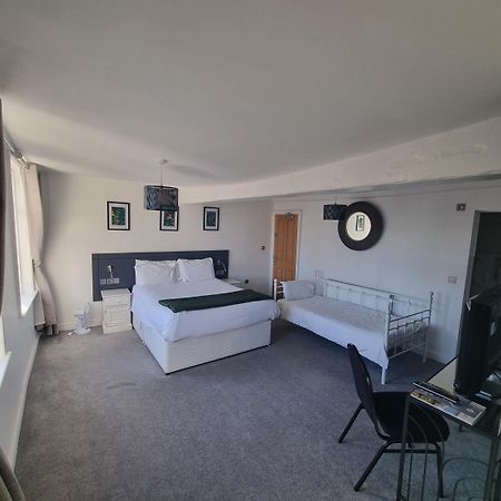 The White Hart Hotel Uttoxeter Zewnętrze zdjęcie